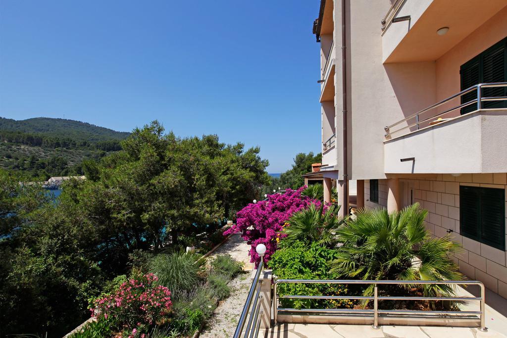 Apartments Vala Vela Luka Buitenkant foto