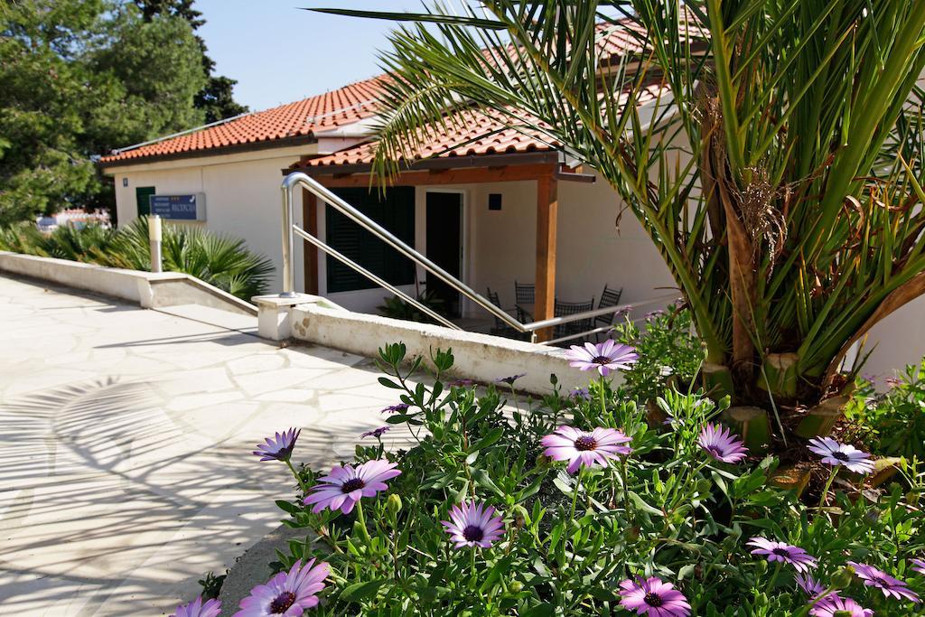 Apartments Vala Vela Luka Buitenkant foto