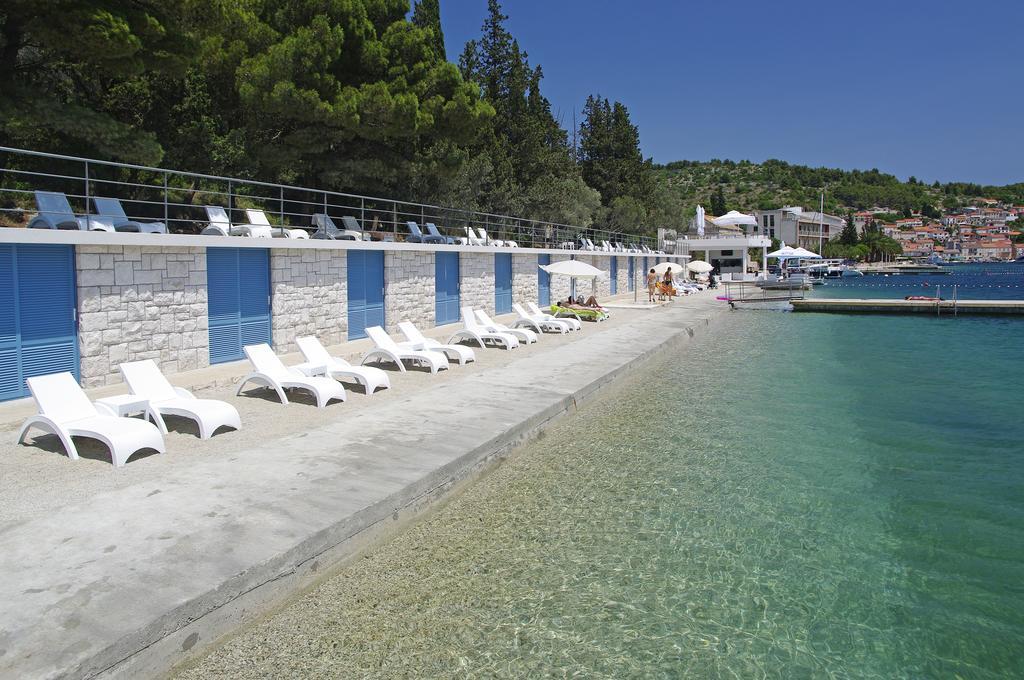 Apartments Vala Vela Luka Buitenkant foto