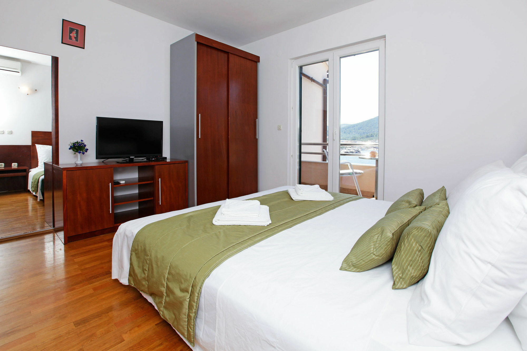 Apartments Vala Vela Luka Buitenkant foto